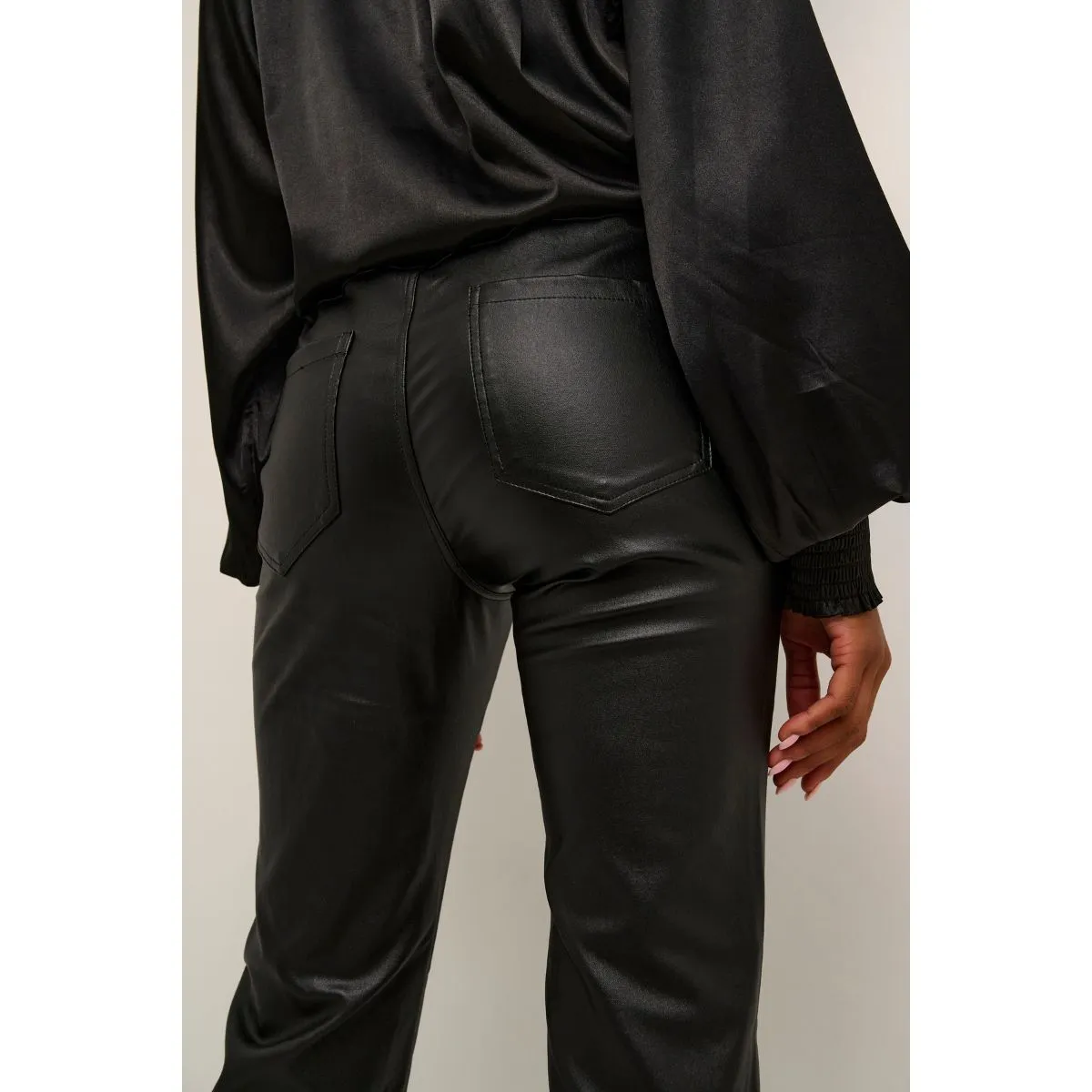 Ada Flared Pants Black Deep