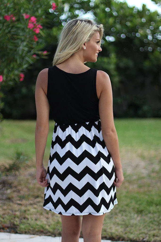 Black and White Chevron Short Dress