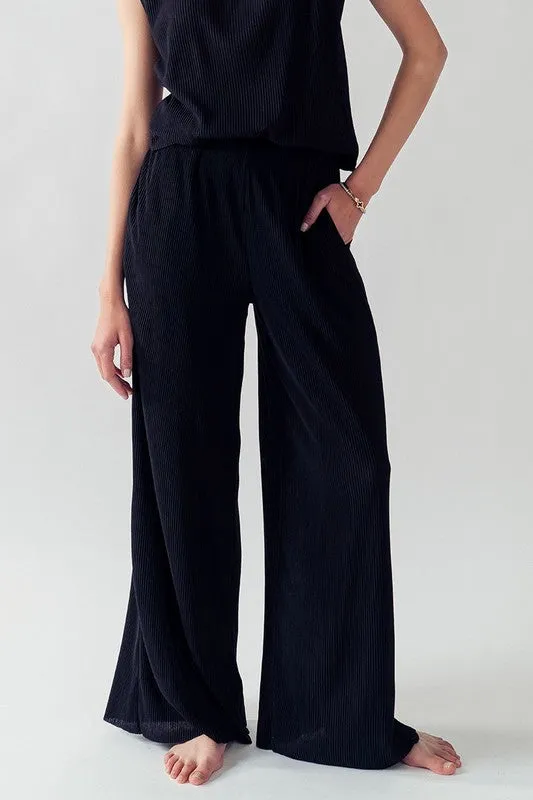 Bray Pleated Pants in Black