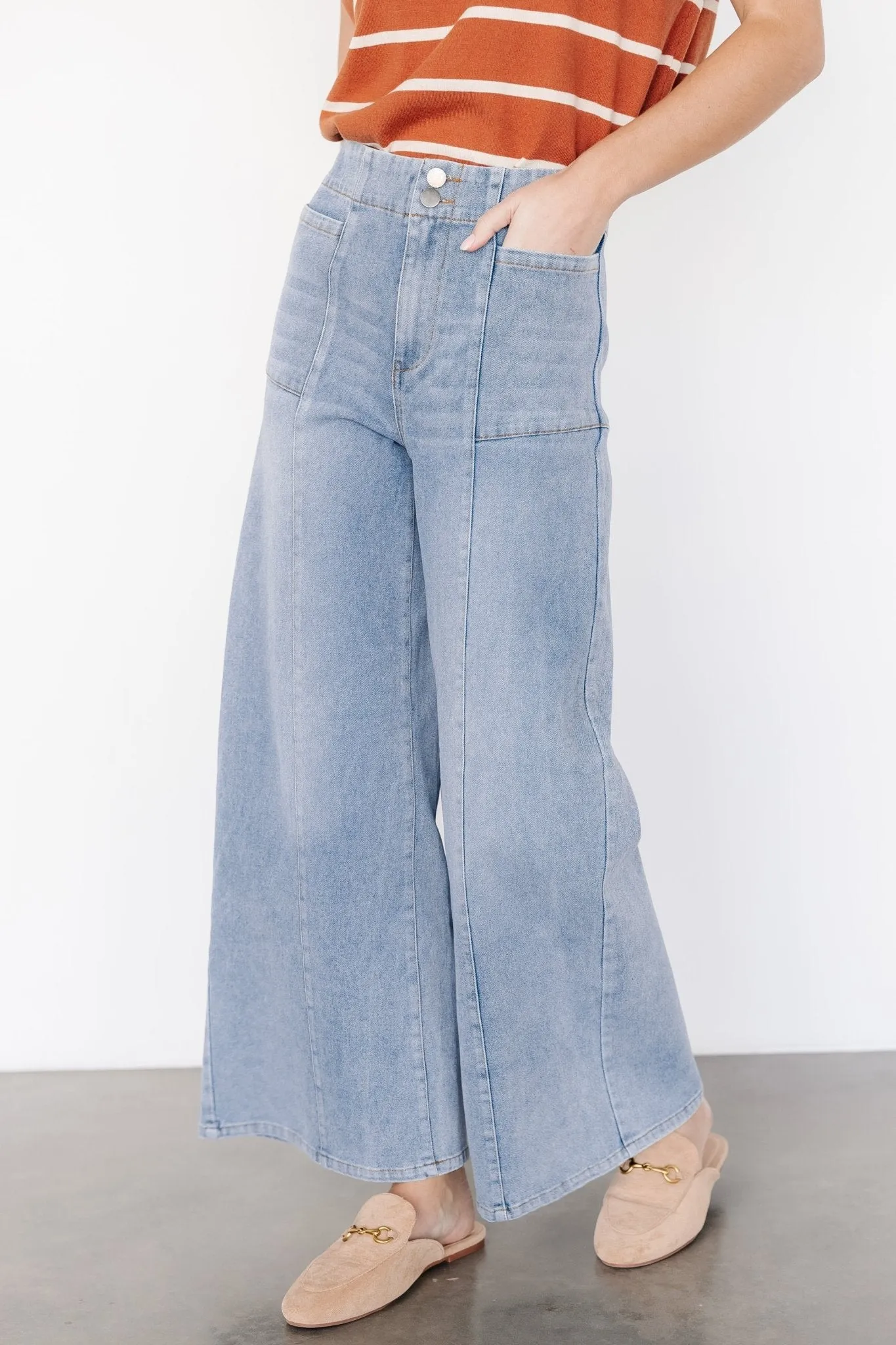 Emmi Mid Rise Wide Leg Jeans | Medium Wash