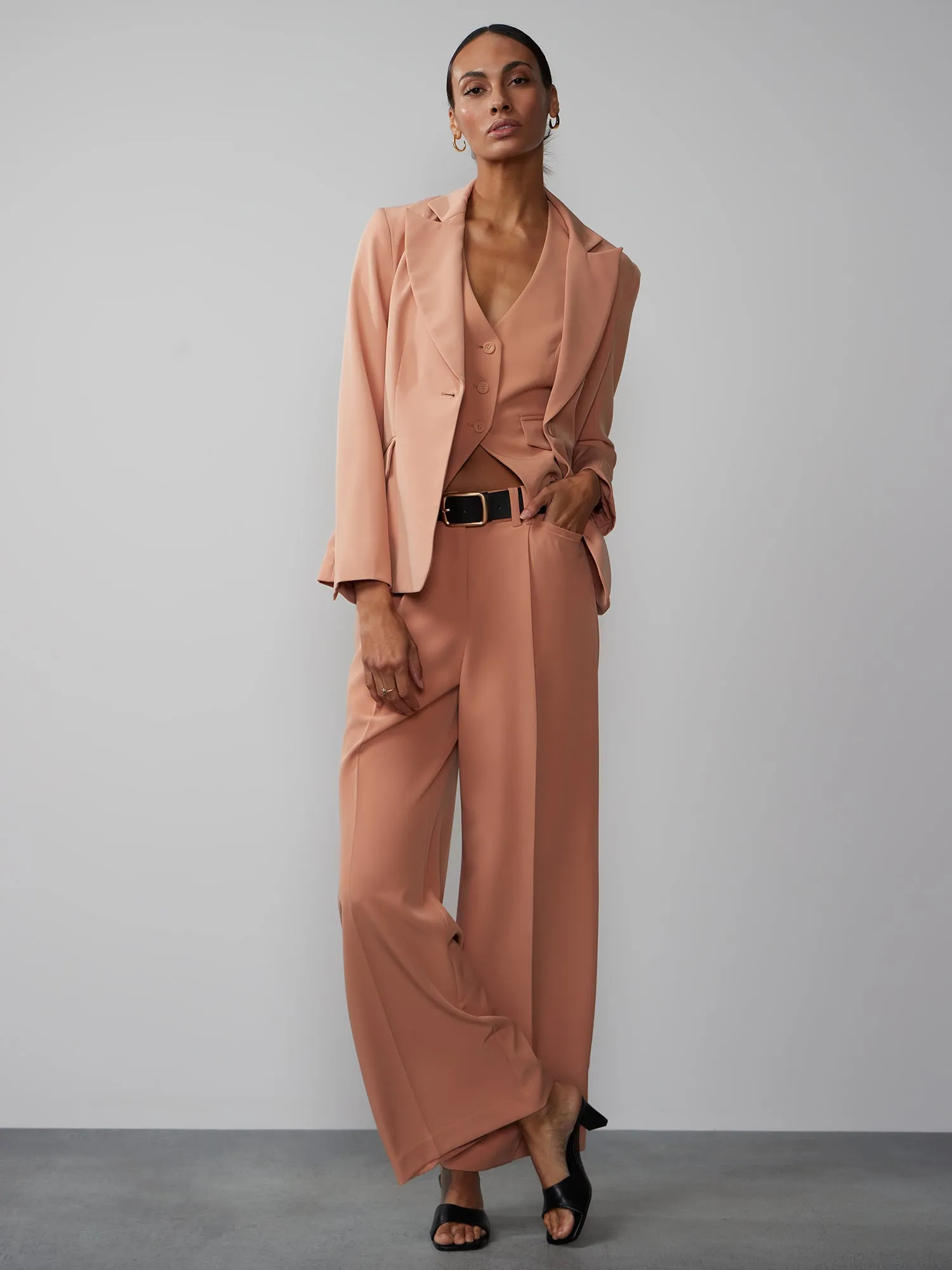 High Rise Wide Leg Seam Pant