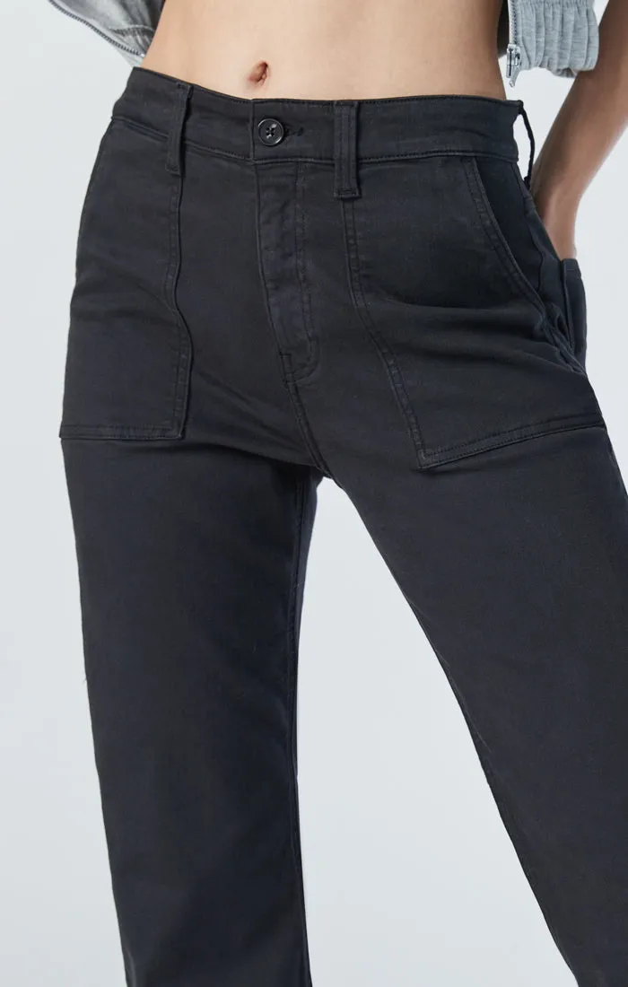 SHELIA FRONT POCKET STRAIGHT IN BLACK BEAUTY TWILL